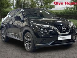 Black Used 2024 Nissan Juke N-Connecta SUV | £16,674 (Fair price)