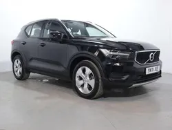 Black Used 2022 Volvo XC40 Momentum SUV | £13,167 (Fair price)