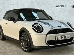 White Used 2025 Mini Cooper S Hatch Hatchback | £25,795 (Fair price)