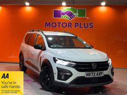 White Used 2023 Dacia Jogger Extreme MPV | £12,599 (Fair price)