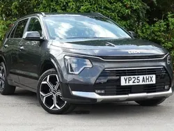 Grey Used 2025 Kia Niro 3 SUV | £26,467 (Fair price)