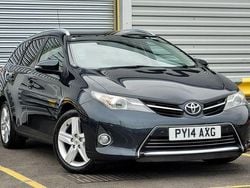 Grey Used 2014 Toyota Auris Estate | £4,999 (Fair price)