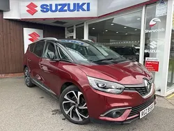 Red/black Used 2020 Renault Grand Scénic IV Signature MPV | £12,999 (Fair price)