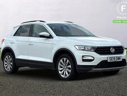 White Used 2019 VW T-Roc SE SUV | £13,199 (Fair price)
