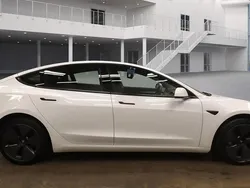 Used 2021 Tesla Model 3 Sedan | £20,999 (Fair price)