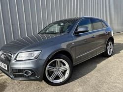 Grey Used 2015 Audi Q5 S-line plus SUV | £11,000 (Fair price)