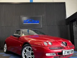 Red Used 2001 Alfa Romeo Spider Lusso Cabriolet | £2,995