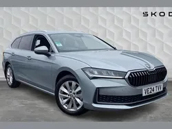 Pebble silver metallic Used 2024 Skoda Superb SE Technology Estate | £27,500 (Expensive)