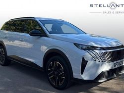 Used 2025 Peugeot 5008 Allure MPV | £27,269 (Fair price)