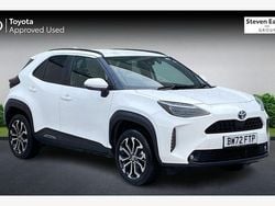 Used 2025 Toyota Yaris Hybrid Design Estate | £21,299 (Good price)