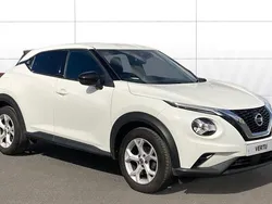 Used 2023 Nissan Juke N-Connecta SUV | £12,577 (Fair price)
