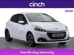 White Used 2019 Peugeot 208 Hatchback | £8,749 (Fair price)