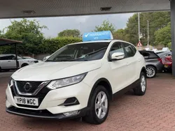 White Used 2018 Nissan Qashqai Acenta SUV | £10,199 (Super price)