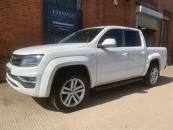 White Used 2017 VW Amarok Highline Pickup | £16,794 (Fair price)