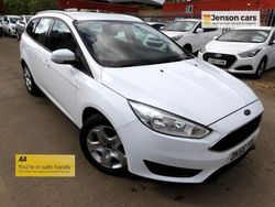 White Used 2017 Ford Focus Style Estate | £5,290 (Good price)