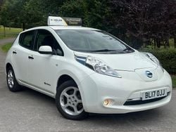 White Used 2017 Nissan Leaf Acenta Hatchback | £4,989 (Good price)