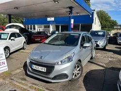 Silver Used 2015 Peugeot 208 Active Hatchback | £3,360 (Fair price)