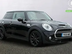 Black Used 2018 Mini Cooper S Chili Hatchback | £14,799 (Fair price)