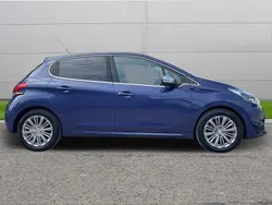 Blue Used 2017 Peugeot 208 Allure Hatchback | £7,516 (Fair price)