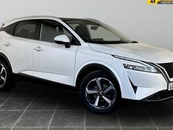 White Used 2022 Nissan Qashqai N-Connecta SUV | £13,295 (Fair price)