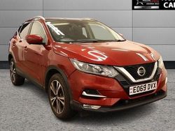 Red Used 2019 Nissan Qashqai N-Connecta SUV | £12,700 (Super price)