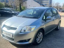 Silver Used 2009 Toyota Auris Hatchback | £3,700 (Good price)