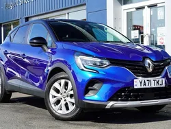 Blue/black Used 2022 Renault Captur Iconic SUV | £11,225 (Good price)