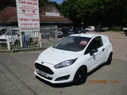 White Used 2016 Ford Fiesta Hatchback | £4,495 (Good price)