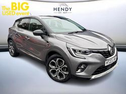 Grey/black Used 2022 Renault Captur SE SUV | £14,899 (Fair price)