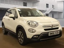 White Used 2016 Fiat 500X Cross SUV | £7,495 (Fair price)