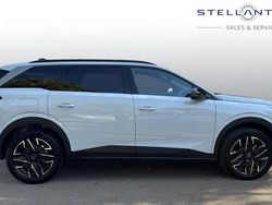 White Used 2024 Peugeot 5008 Allure MPV | £27,069 (Fair price)