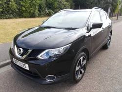 Black Used 2017 Nissan Qashqai N-Connecta SUV | £6,290 (Good price)