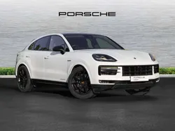 Carrara white metallic Used 2024 Porsche Cayenne SUV | £89,990 (Expensive)