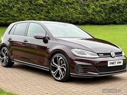 Black Used 2017 VW Golf VII GTD Hatchback | £11,950 (Fair price)