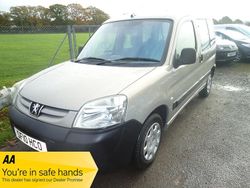 Blue Used 2010 Peugeot Partner Van | £3,000 (Fair price)