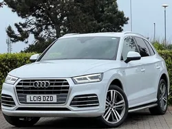 White Used 2019 Audi Q5 S-Line SUV | £22,995 (Good price)