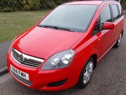 Red Used 2014 Vauxhall Zafira MPV | £3,490 (Good price)
