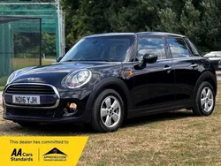 Black Used 2016 Mini Cooper Hatch Hatchback | £5,925 (Fair price)
