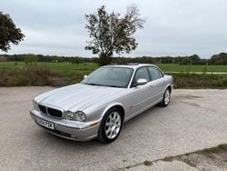 Silver Used 2004 Jaguar XJ8 Sedan | £3,250