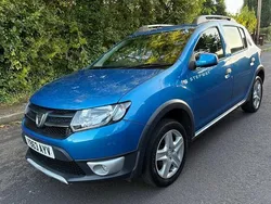 Blue Used 2013 Dacia Sandero Lauréate Hatchback | £3,399 (Fair price)