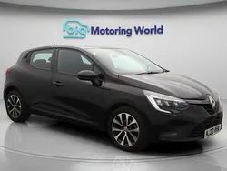 Black Used 2023 Renault Clio V Evolution Hatchback | £13,200 (Good price)