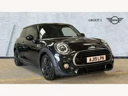 Black Used 2019 Mini Cooper Hatch Hatchback | £16,995 (Fair price)