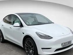 White Used 2023 Tesla Model Y Performance SUV | £29,790 (Good price)