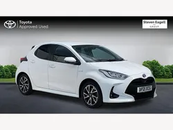 White Used 2021 Toyota Yaris Hybrid Design Hatchback | £14,974 (Fair price)
