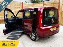 Red Used 2023 Fiat Doblò MPV | £18,402
