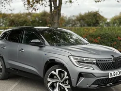 Grey/black Used 2024 Renault Austral Iconic Esprit Alpine SUV | £26,351 (Fair price)