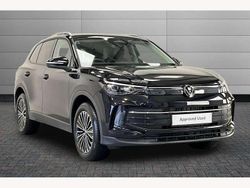 Black Used 2025 VW Tiguan Match SUV | £31,950 (Expensive)