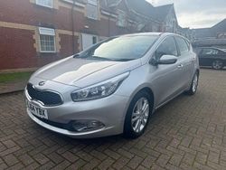 Silver Used 2014 Kia Ceed 2 Hatchback | £3,495 (Fair price)
