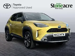 Yellow Used 2022 Toyota Yaris Cross Edition SUV | £21,550 (Fair price)