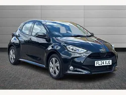 Eclipse black Used 2024 Toyota Yaris Hybrid Hatchback | £17,995 (Good price)